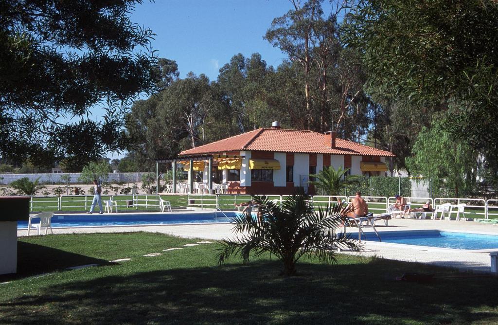 Parque De Campismo Orbitur Evora Hotel Exterior foto